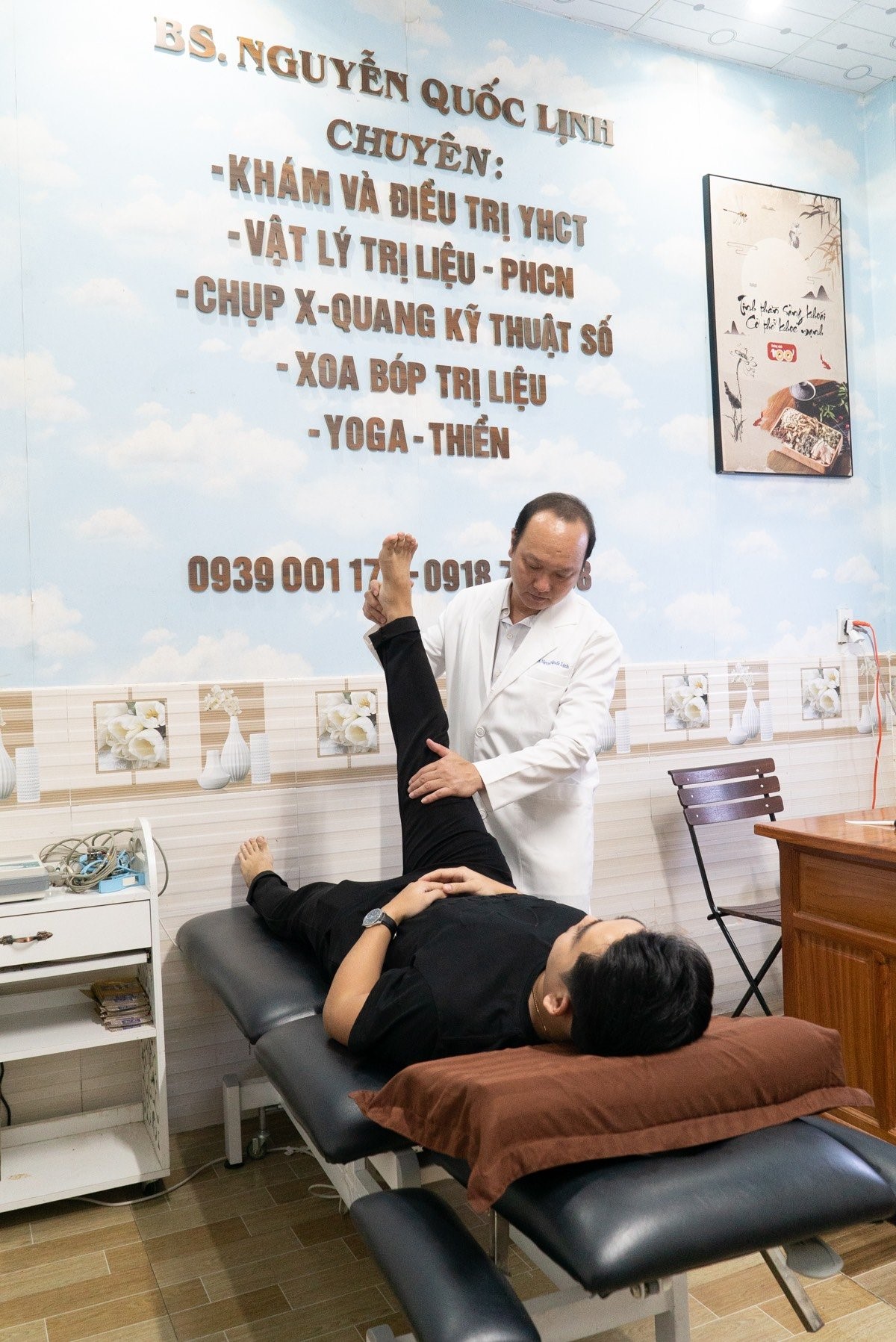 Nâng chân giúp giảm áp lực lên tĩnh mạch và cải thiện lưu thông máu