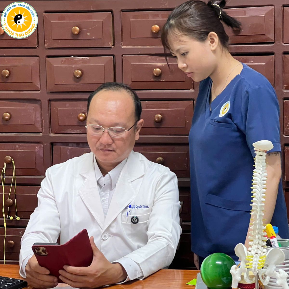 Trượt đốt sống: Nhận biết và điều trị phục hồi đúng cách