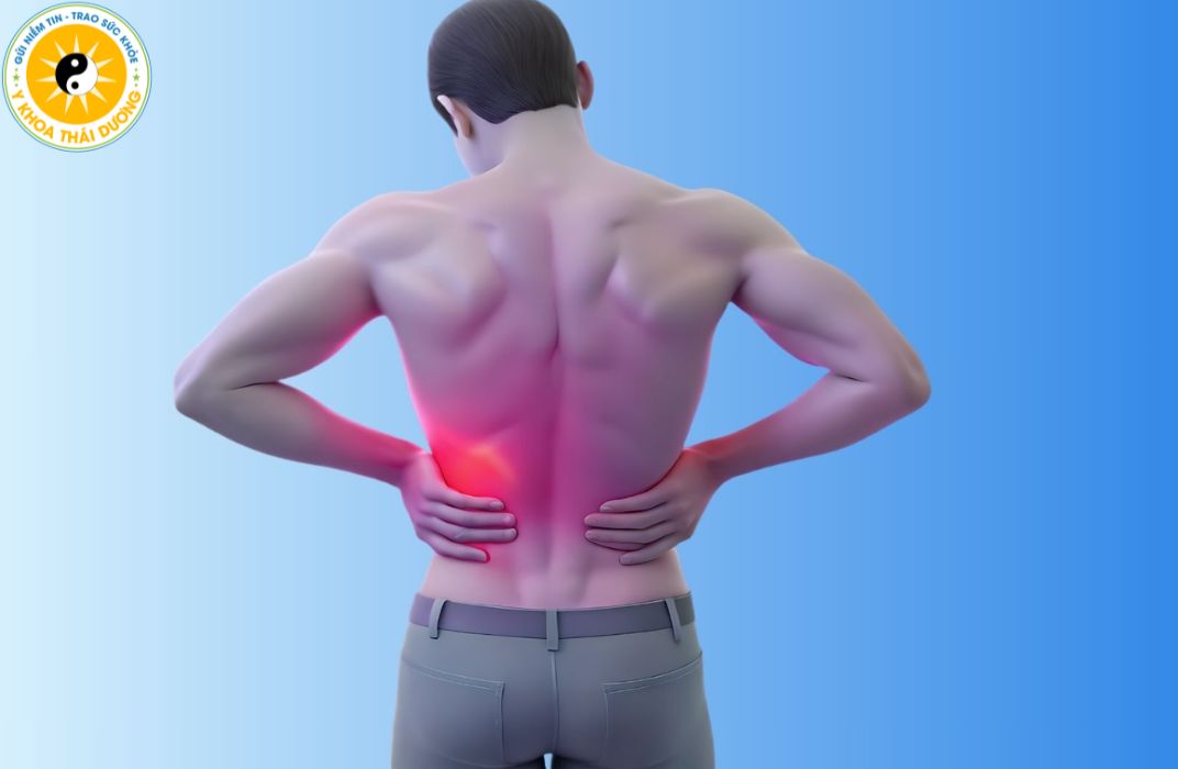 Đau lưng bên trái là bệnh gì? Khi nào cần đi khám?