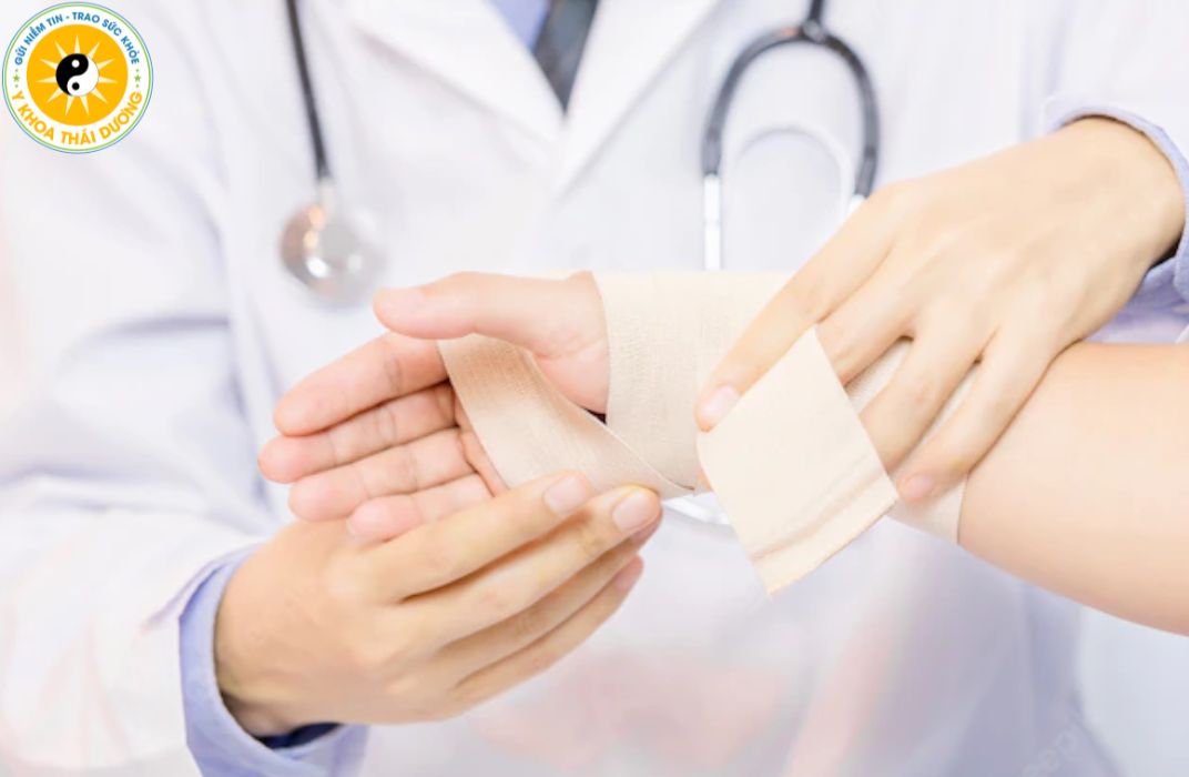 Tầm soát xương khớp định kỳ: Vì sao người trưởng thành nên thực hiện?