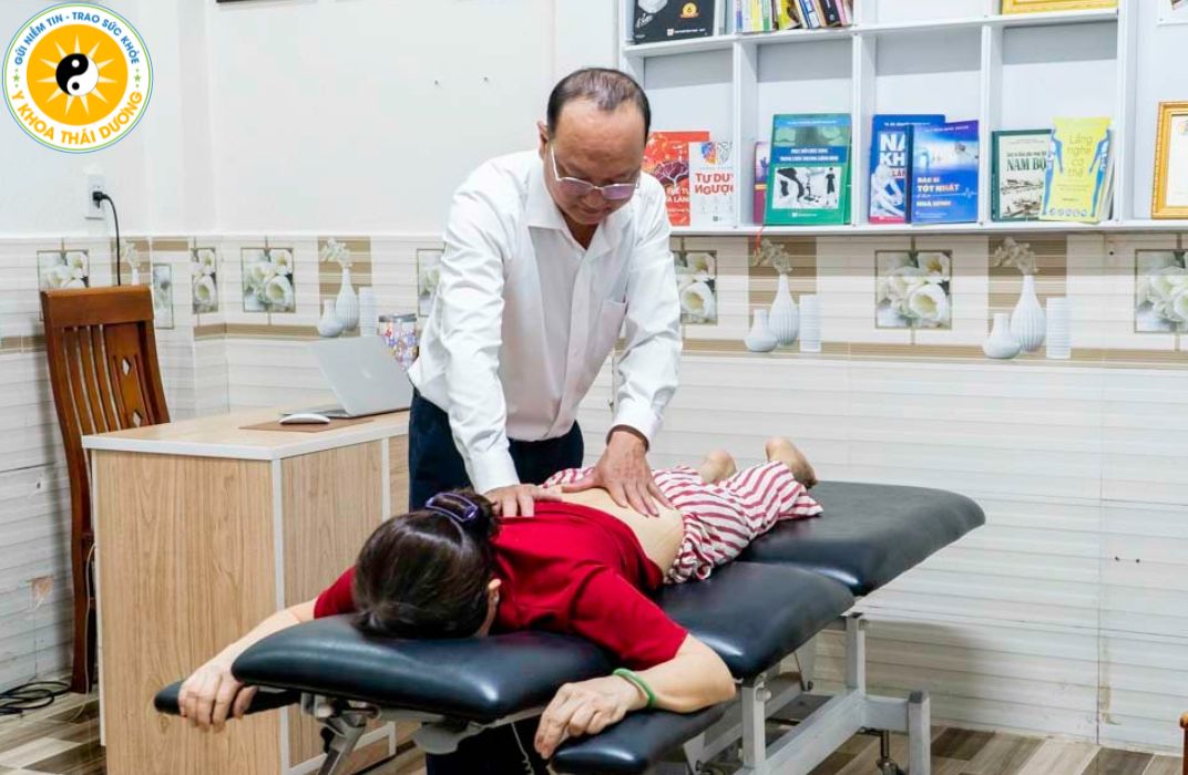 5 bài tập yoga giảm đau thần kinh tọa hiệu quả và an toàn tại nhà