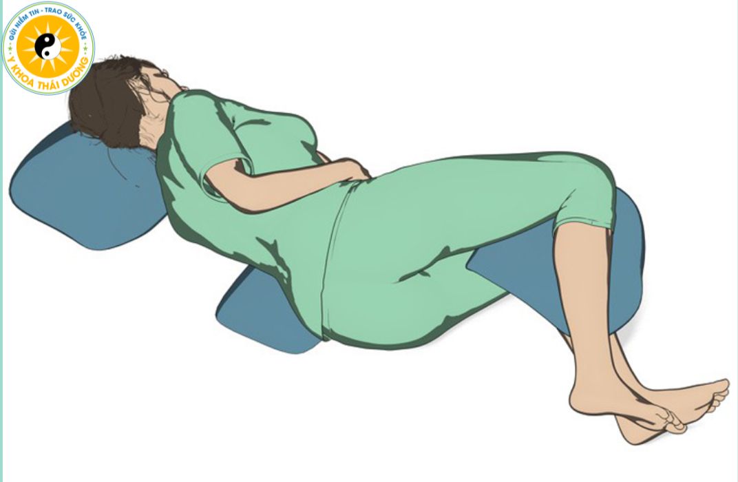 Tư thế ngủ đúng cách giúp bảo vệ cột sống và khớp gối